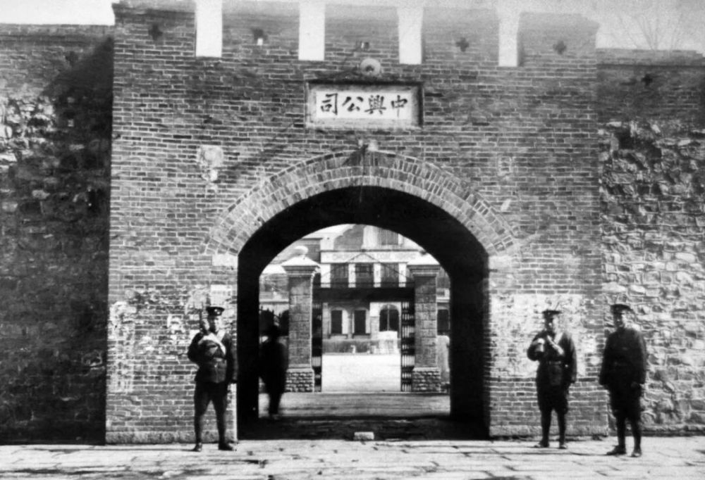 10.中兴之痛 (2).jpg
